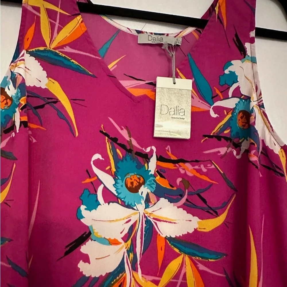 NEW Dalia V-Neck Floral Tropical Sleeveless Camisole Tank Women’s Size Large - Picture 5 of 6